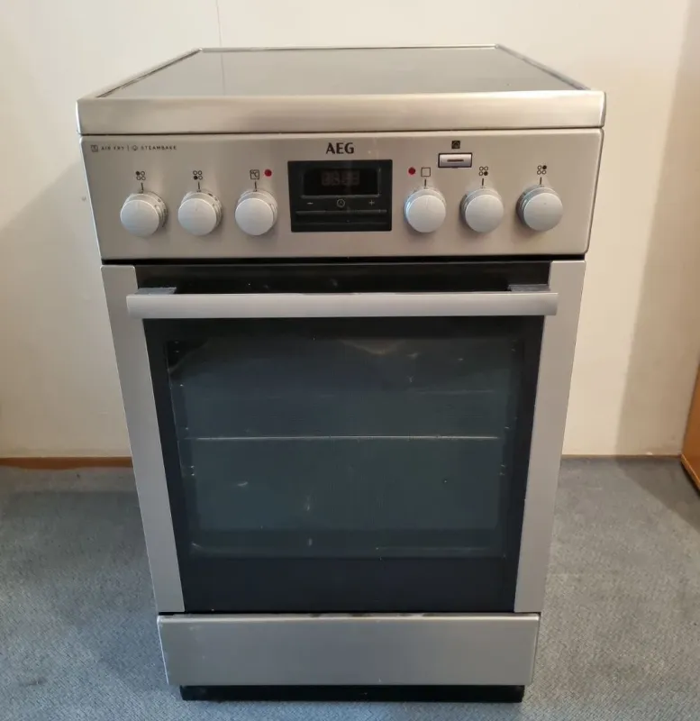 AEG CCB56471BX – spolehlivý sporák pro vaši kuchyň